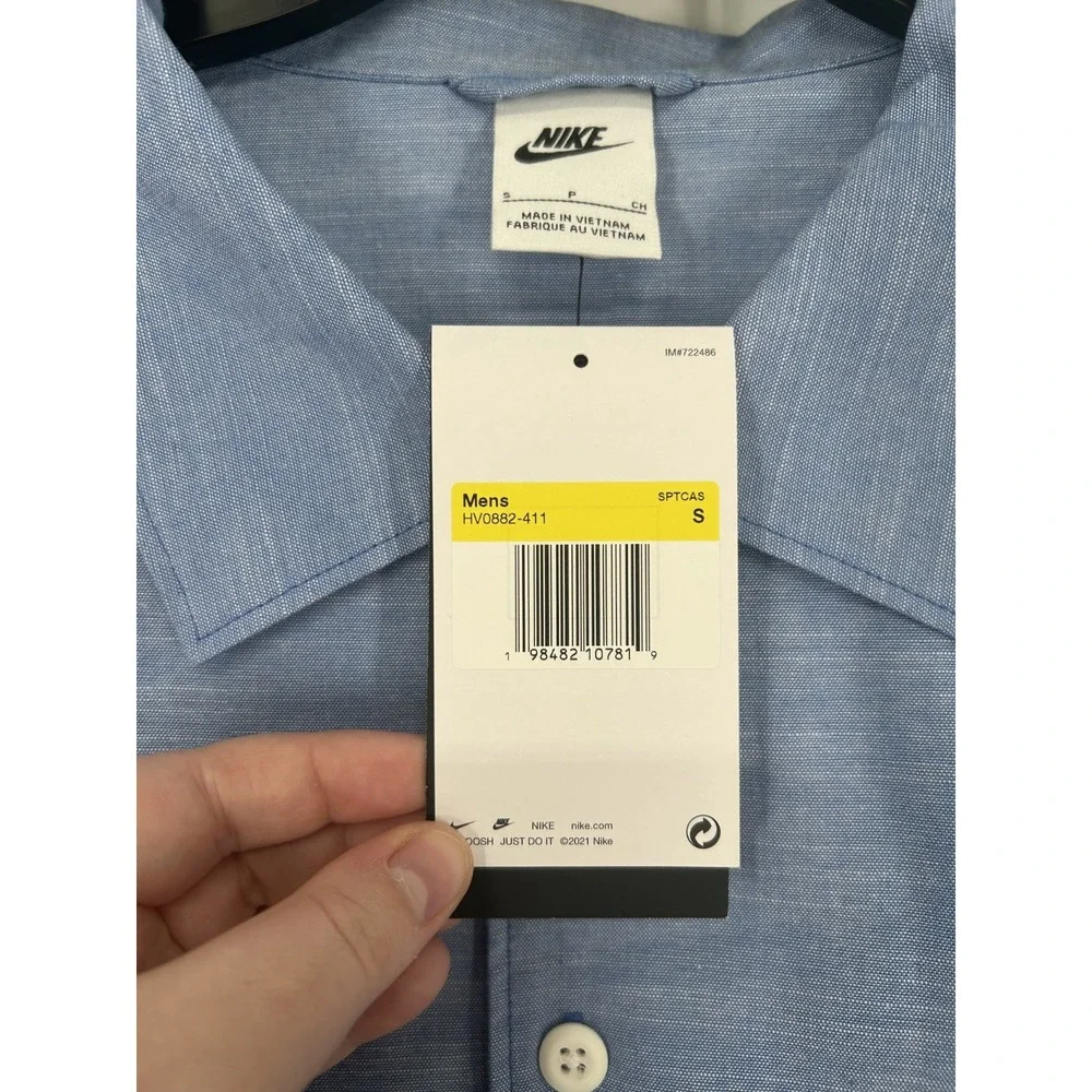Nike Life Button Up Shirt Small Blue Chambray Long Sleeve Loose Fit HV0882-411